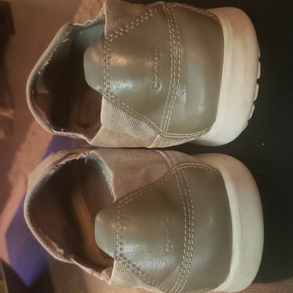 Men's CROCS TAUPE FABRIC LOAFERS - MEN'S SIZE 11 - Picture 4 of 10